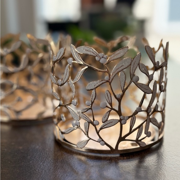 BATH & BODY WORKS White Sparkling Golden Vines Candle Holder Set of 2 - Picture 2 of 6